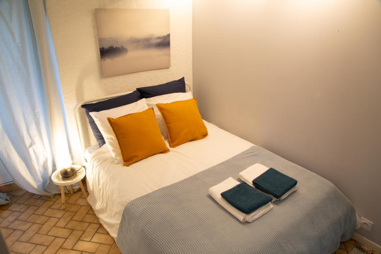 Petit Studio Secret - Coeur De Provence - 4 Personnes Volx Exterior foto